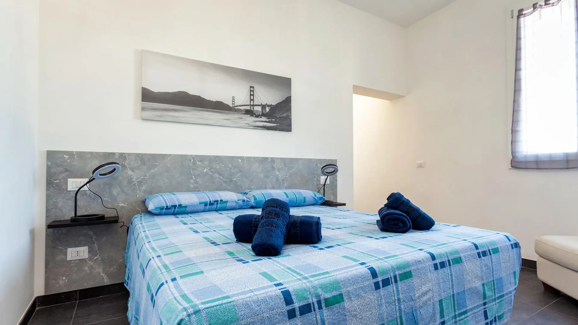 5 Min Aeroporto-Stazione Parma Apartment 0*,  Italy