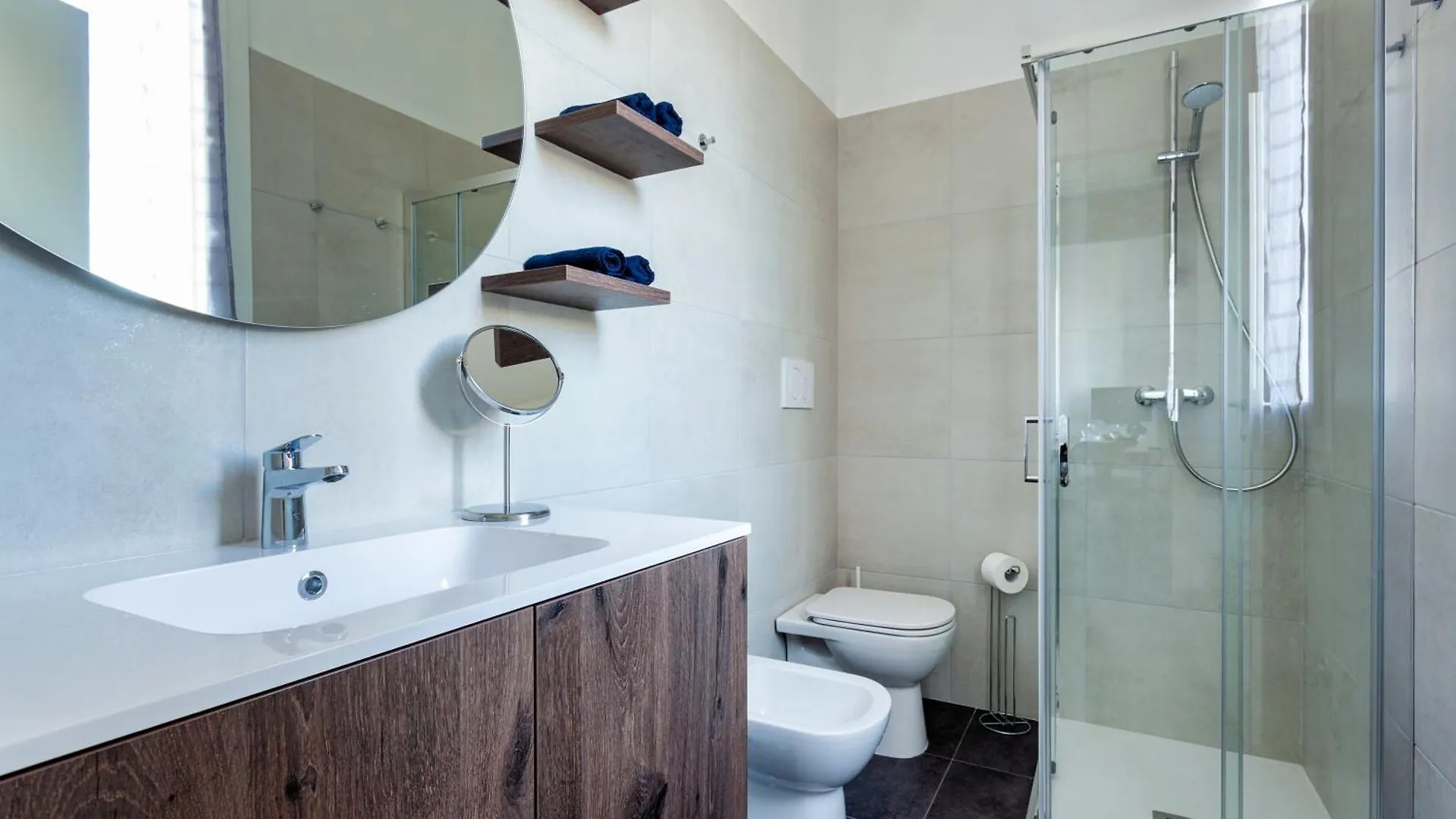 5 Min Aeroporto-Stazione Parma Apartment